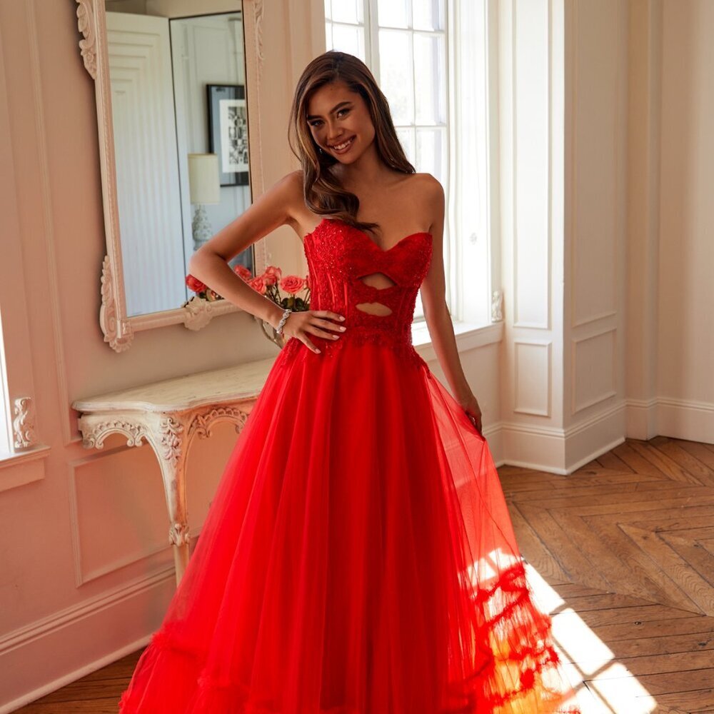 New Classy Sleeveless Strapless Gown w/ Sweetheart Neck & Front Cut-Outs JT2561S